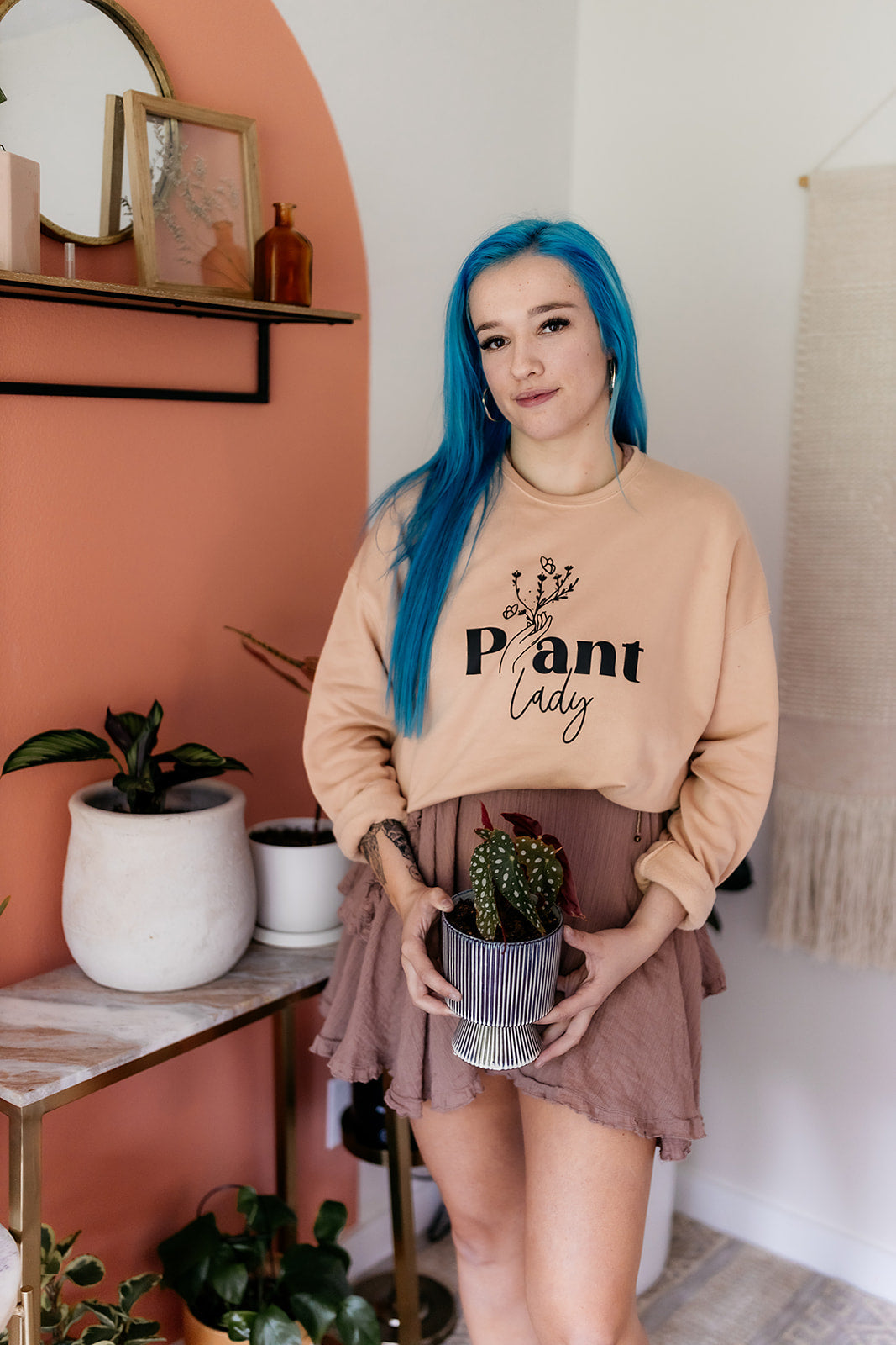 Crew-Neck-Sweatshirt-Over-Sized-Plant-Lady-Design-Fleece-Lined