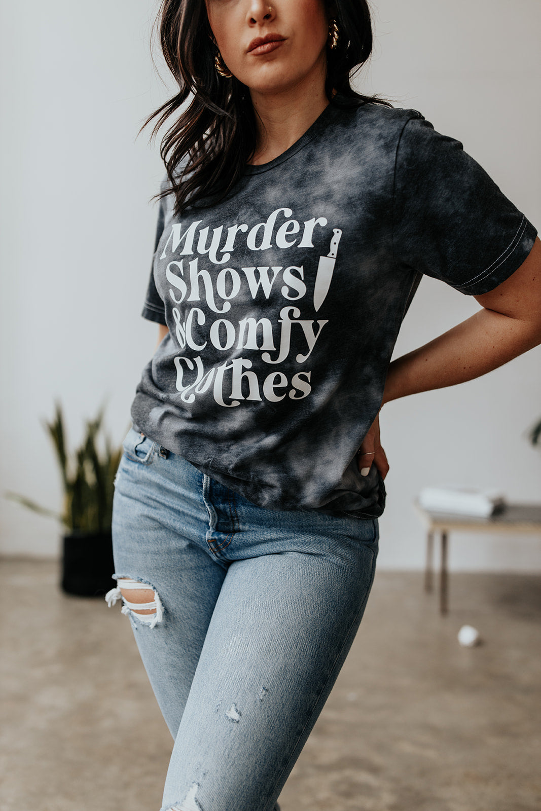 T-shirt-unisex-murder-shows-and-comfy-clothes