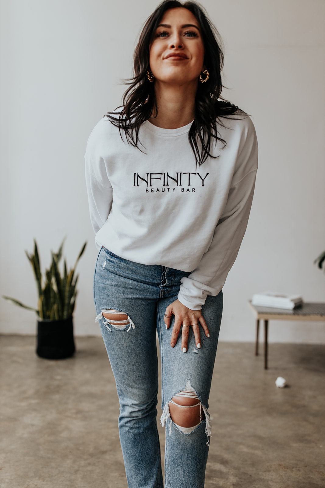 crew-neck-unisex-infinity-beauty-bar-sweatshirt