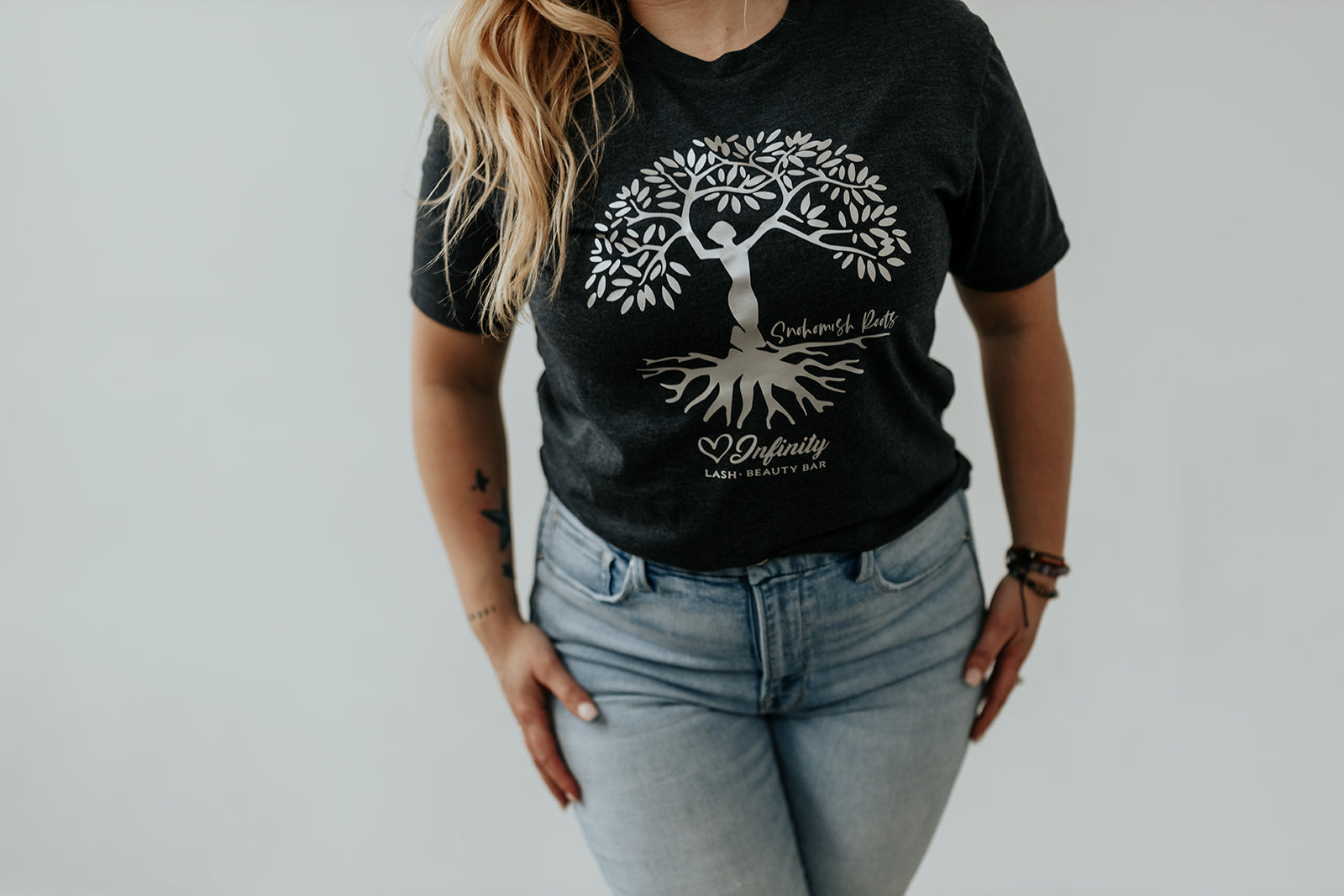 T-shirt-unisex-snohomish-roots-tree-of-life