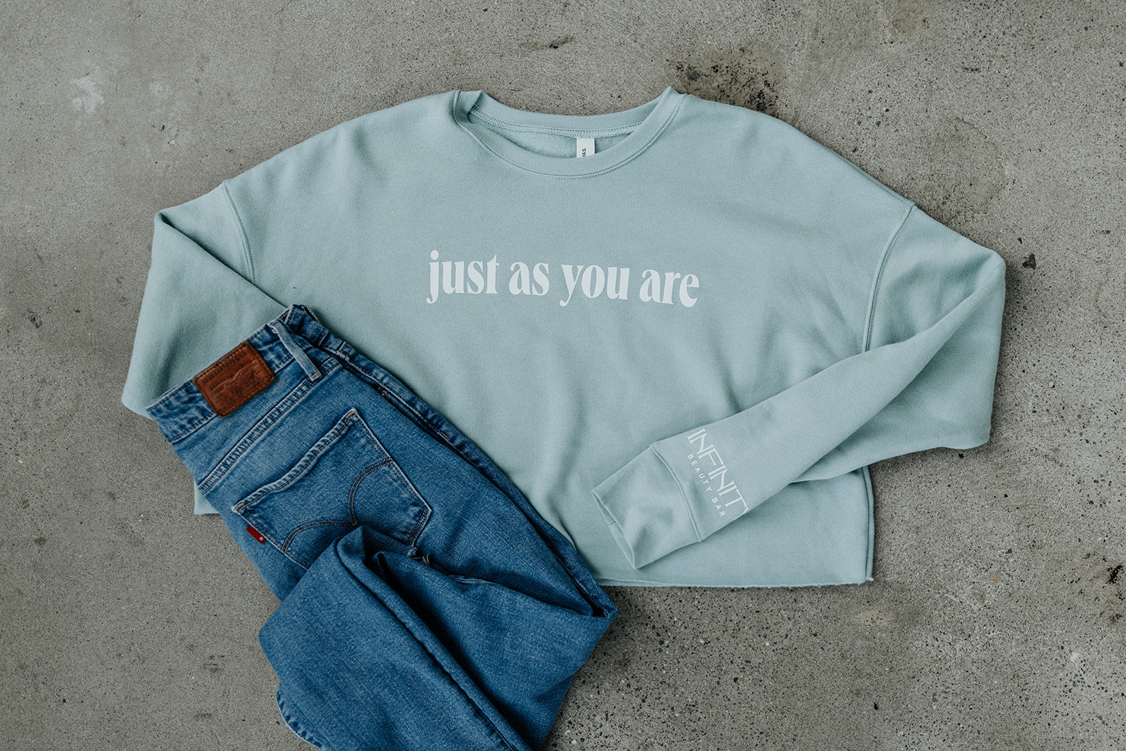 Crew-neck-cropped-sweatshirt-just-as-you-are-design